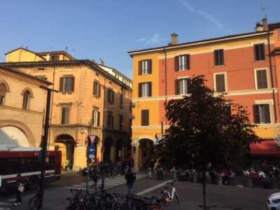 Attività Licenze in Vendita a Bologna via San Vitale