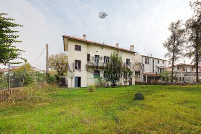 Villa in Vendita a Viadana via Trieste 59