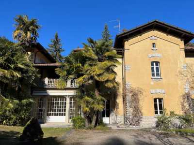 Villa in Affitto a Varese via Benvenuto Cellini 22