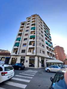 Appartamento in Vendita a Torino via Saverio Mercadante 56
