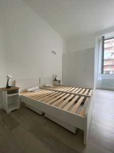 Appartamento in Affitto a Milano Viale Certosa 14