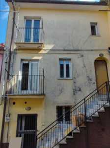 Appartamento in Vendita a Cesinali via Capitano Venezia