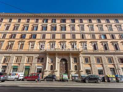Appartamento in Vendita a Roma via Principe Eugenio
