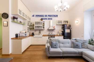 Appartamento in Vendita a Milano via Antonio Dugnani 1
