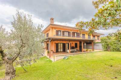 Villa in Vendita a Monte Porzio Catone via Formello 17