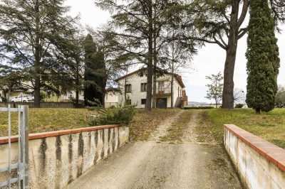 Villa o Villino in Vendita a Montevarchi Levanella