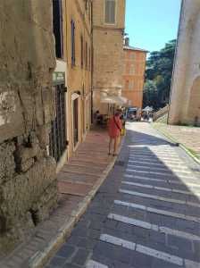 Negozio in Vendita a Perugia via Sant