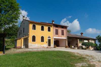 Rustico Casale Corte in Vendita a Vicenza Strada della Porciglia Campedello