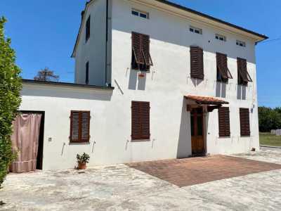 Villa Singola in Vendita a Lucca San Cassiano a Vico