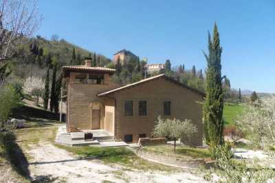 Villa Singola in Vendita a San Severino Marche