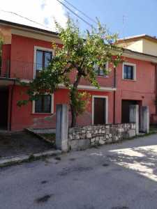 Appartamento in Vendita a Tornimparte via Castiglione 86 Tornimparte