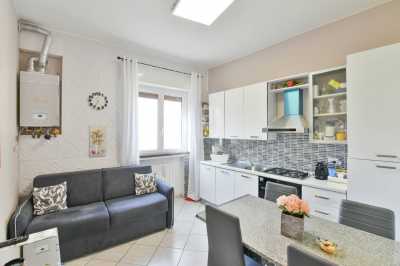 Appartamento in Vendita a Malnate via Manzoni San Salvatore