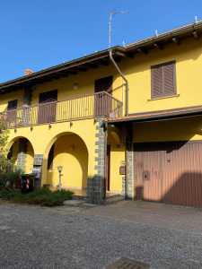Villa Bifamiliare in Vendita a Novara Periferia e Frazioni