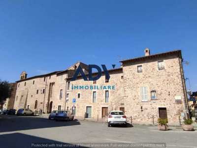 Semi Indipendente in Vendita ad Assisi via Degli Archetti Palazzo