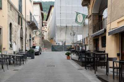 in Vendita a Gubbio via Cairoli Centro Storico