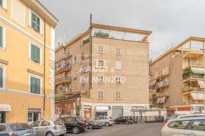 Appartamento in Vendita a roma via dei fulvi 67