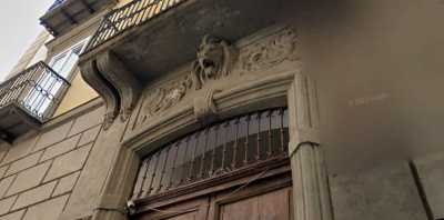 Edificio Stabile Palazzo in Vendita a Napoli via Miracoli Sanità