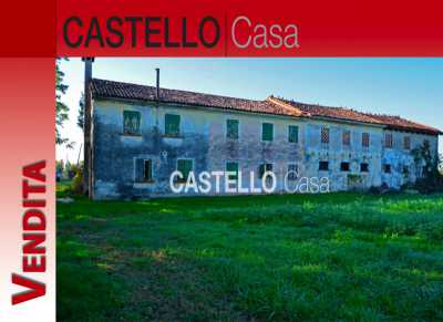 Rustico Casale Corte in Vendita a Resana via Castellana
