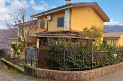 Villa Bifamiliare in Vendita a Mendicino via Maurizio Barracco n 22 24