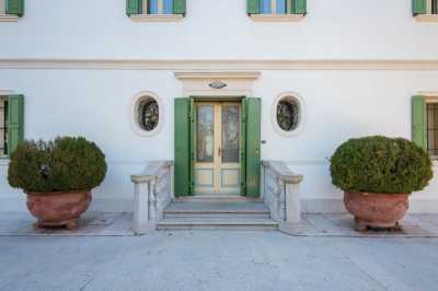 Villa in Vendita a Treviso via Stradelle Sant