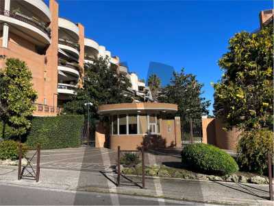 Appartamento in Vendita a Roma via Olindo Guerrini 21