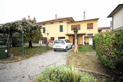 Villa Bifamiliare in Vendita a Lucca via Chiusa Monticelli 19 Saltocchio