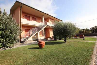 Appartamento in Vendita a Lucca via di Mezzo ii 525 Santa Maria a Colle