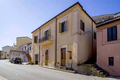 Casa Indipendente in Vendita a Roseto Capo Spulico centro storico