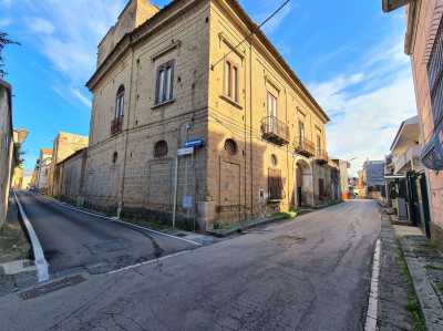 Edificio Stabile Palazzo in Vendita a Macerata Campania Caturano