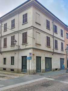 Edificio Stabile Palazzo in Vendita a Novara via Carotti Novara