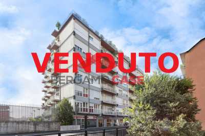 Appartamento in Vendita a Bergamo via Suardi Centrale