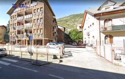 Appartamento in Vendita ad Aosta via Saint Martin de Corl Ans Semicentro
