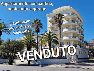 Appartamento in Vendita a San Benedetto del Tronto Viale Buozzi Centralissima