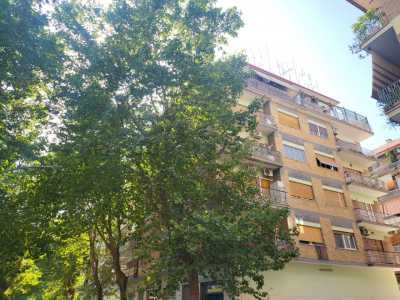 Appartamento in Vendita a roma via albona