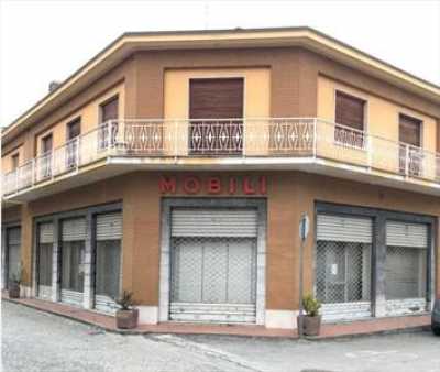 Locale in Affitto a Mathi