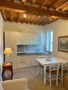 Appartamento in Vendita a Lucca Borgo Giannotti