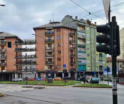 Appartamento in Vendita a Torino Corso Brianza 15