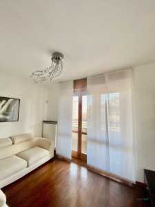 Appartamento in Affitto a Milano Viale Umbria