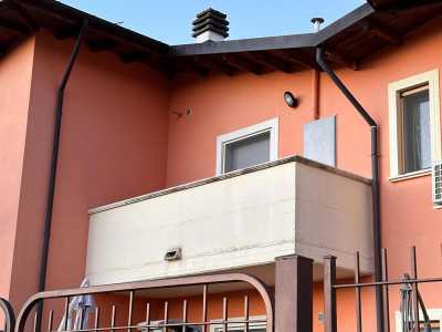 Villa Bifamiliare in Vendita ad Avezzano via Napoli 1 Avezzano