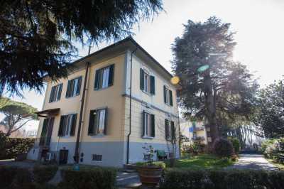 Villa Singola in Vendita a Lucca San Marco