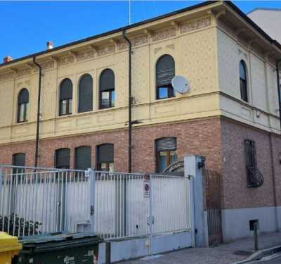 Appartamento in Vendita a Vercelli via Confienza 51