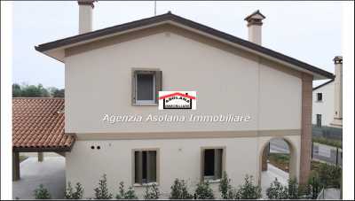 Villa Bifamiliare in Vendita ad Altivole Degli Alpini San Vito