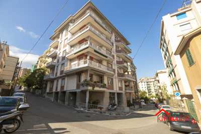 Appartamento in Vendita a Genova via Briscata 15