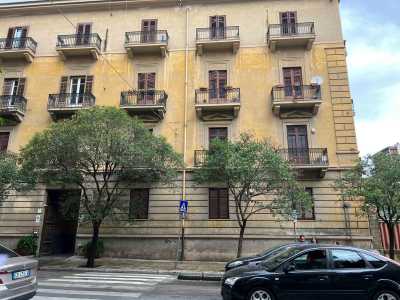 Appartamento in Vendita a Palermo via Dante 165 Palermo