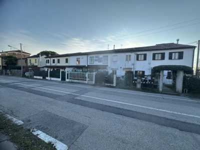 Appartamento in Vendita a Padova via Fornaci Montà