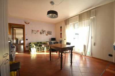 Appartamento in Vendita a Lucca via Mario Ingrillini 55100 Arancio