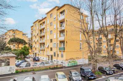 Appartamento in Vendita a Roma via Lucio Lepidio Ostia
