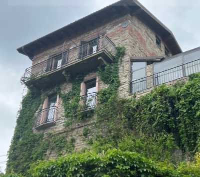 Villa in Vendita a Cremolino via Amorina 8