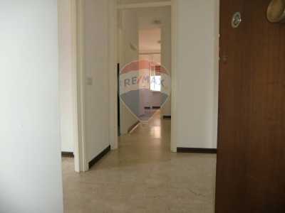 Appartamento in Affitto a Busto Arsizio via Burigozzi Centro