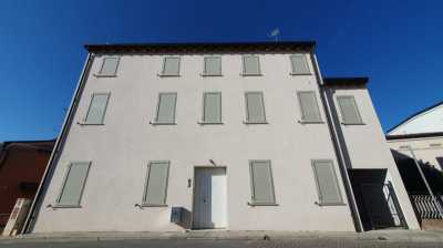 Villa Bifamiliare in Vendita a Reggiolo via Cantone Reggiolo